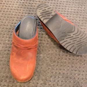 Women’s Clogs